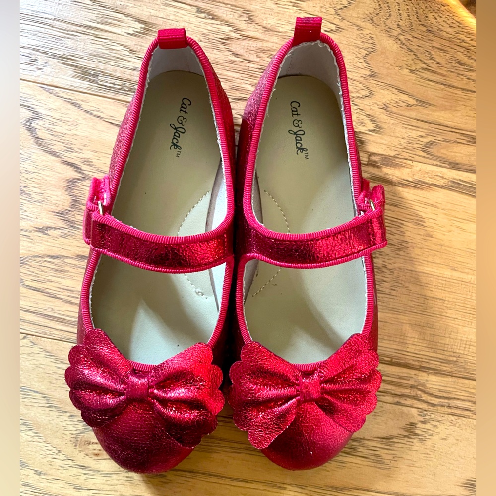 Red Bow Cat & Jack Maryjanes size 11T